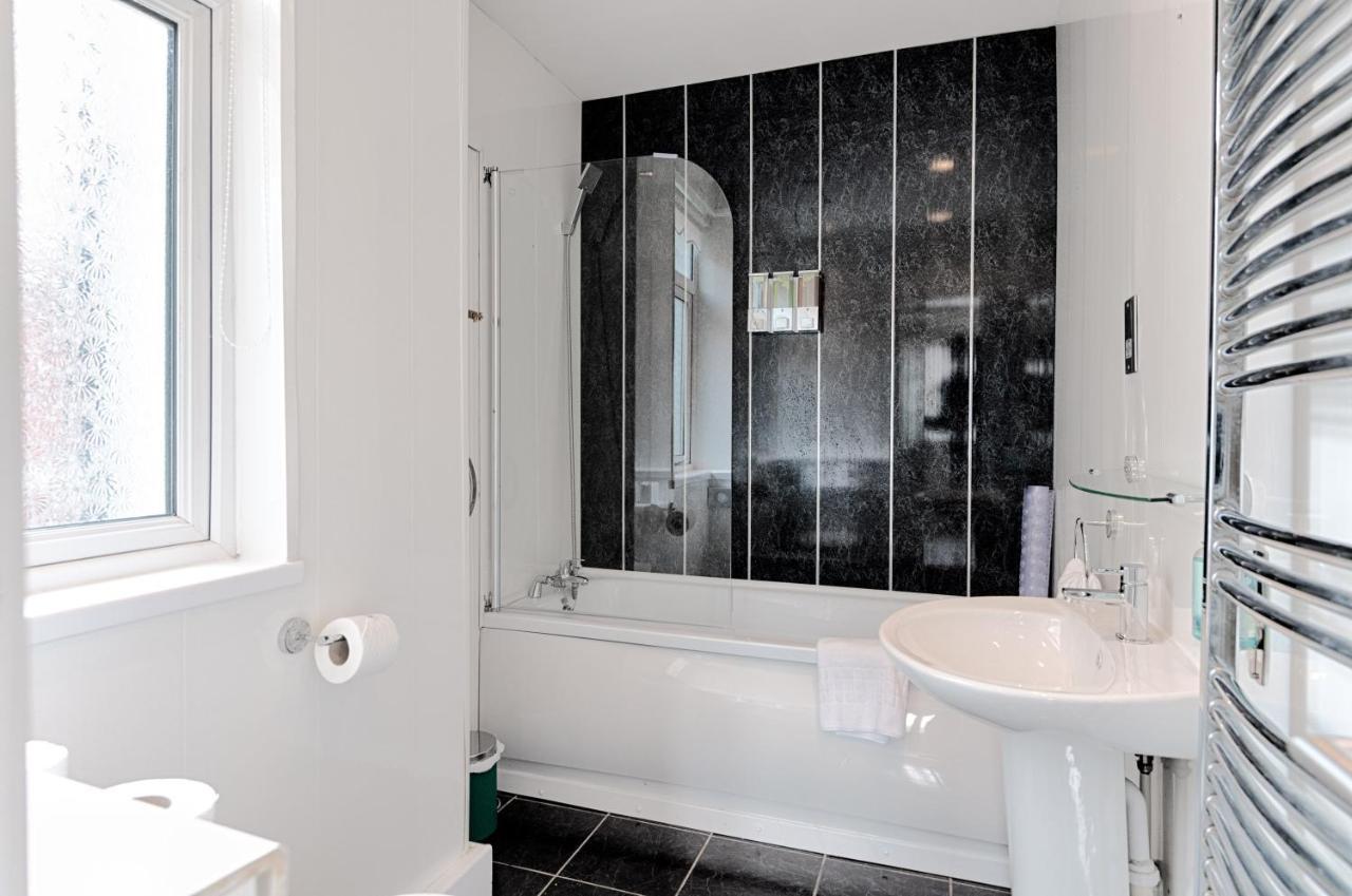 Make This Your Base! Tv In Every Bedroom! Merthyr Tydfil Exterior foto